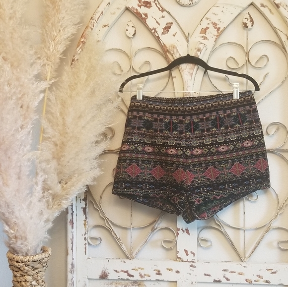 Ecote shorts size 10 Bohemian tapestry - Picture 3 of 16